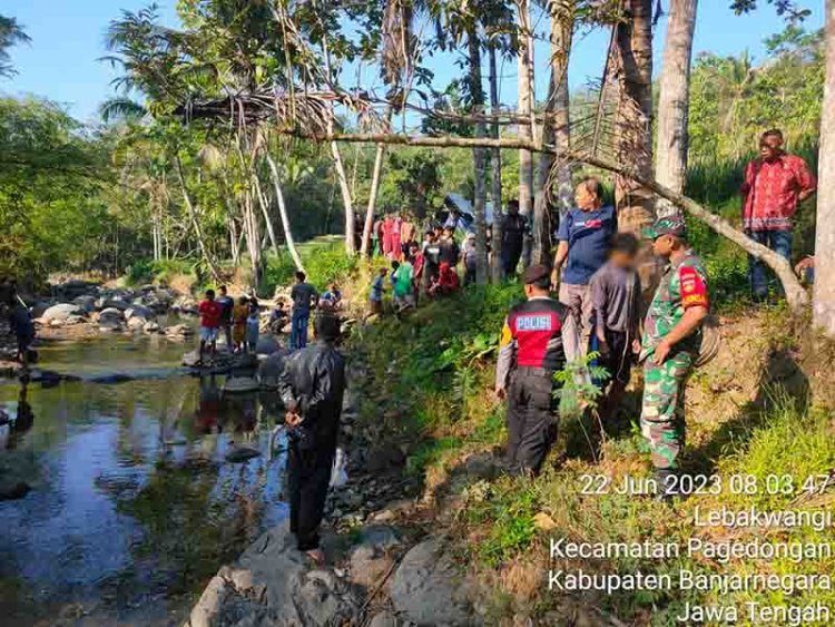 Pohon Jati Jadi Saksi Bunuh Diri Di Lebakwangi