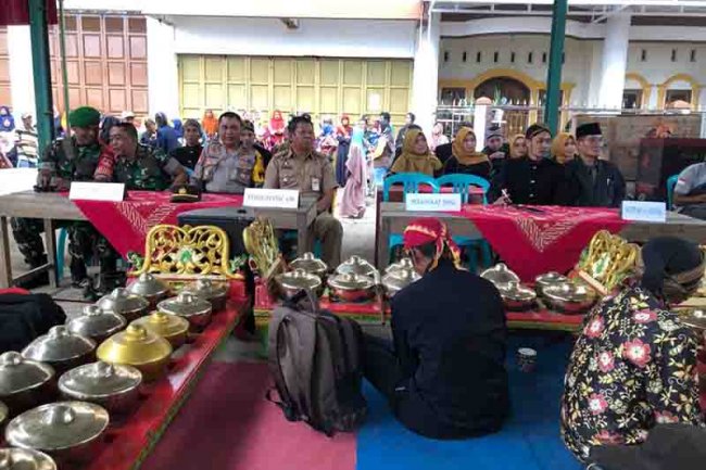 Babinsa Hadiri Sekaligus Pengamanan Acara Ruat Bumi Di Desa Binaan