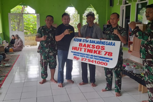 Dandim 0704/Banjarnegara Menyerahkan Baksos Dalam Rangka HUT TNI ke-78 