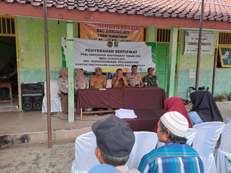 Babinsa Hadiri Undangan Pembagian Sertifikat Masal