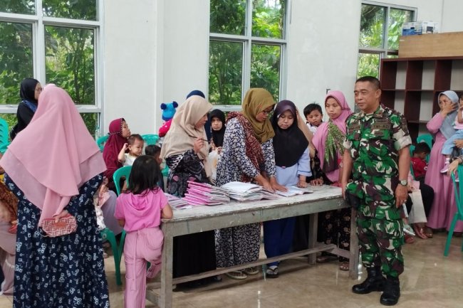 Danposramil Melaksanakan Pendampingan Pin Polio