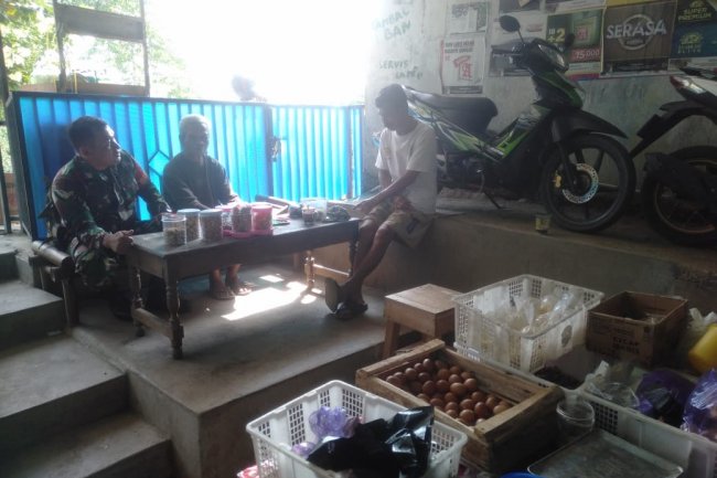 Ajakan Serta Himbauan Babinsa Kepada Warga Masyarakat Dalam Kegiatan Komsos