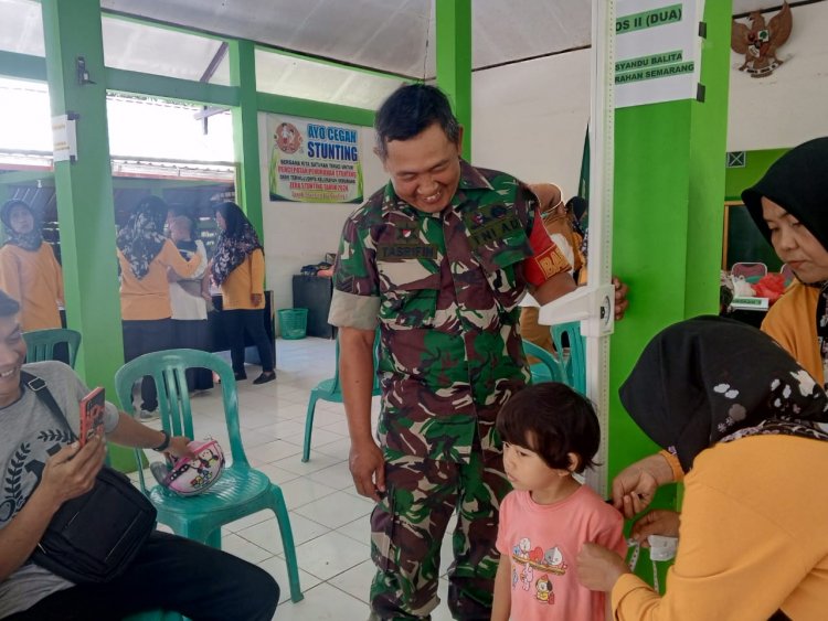 Persiapkan Generasi Yang Sehat,Babinsa Bersama Pemerintah Kelurahan Dan Puskesmas Laksanakan Posyandu Serentak.