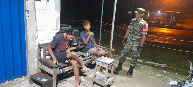 Guna Mewujudkan Wilayah Aman Dan Kondusif Babinsa 01 Melaksanakan Patroli Malam