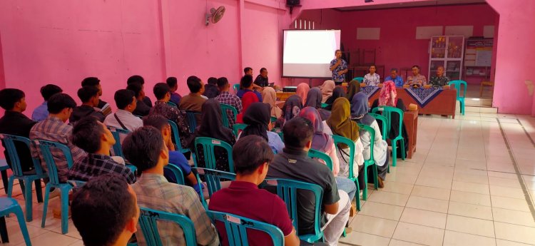 Danposramil Pagedongan Bersama Babinsa Gentansari Hadiri Pelaksanaan Pembekalan Calon Peserta Ujian Penjaringan Perangkat Desa